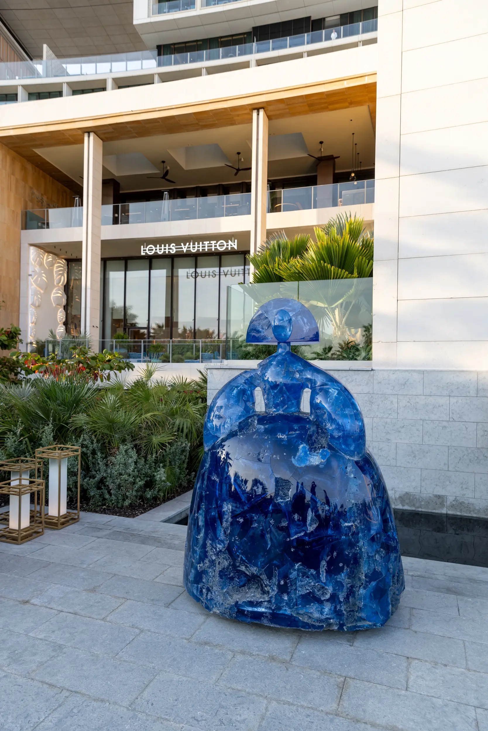 Art gallery environment — exhibition photography